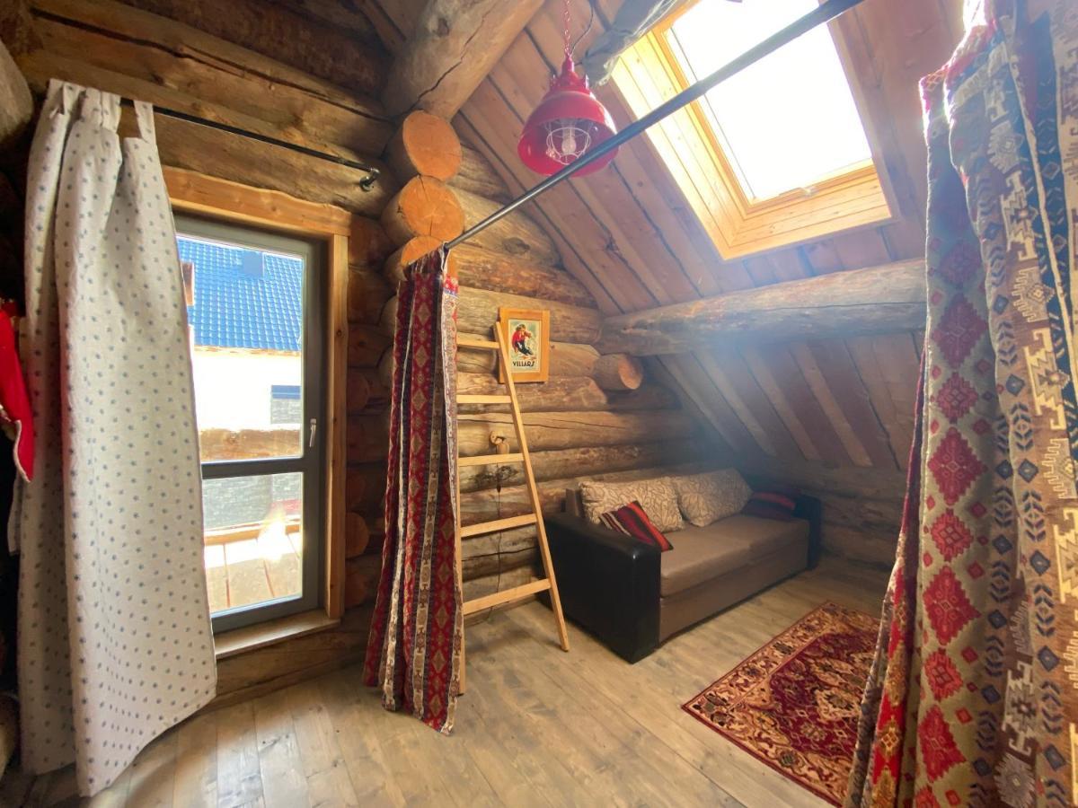 Mountain Cricket Chalets And Apartments Gudauri Dış mekan fotoğraf