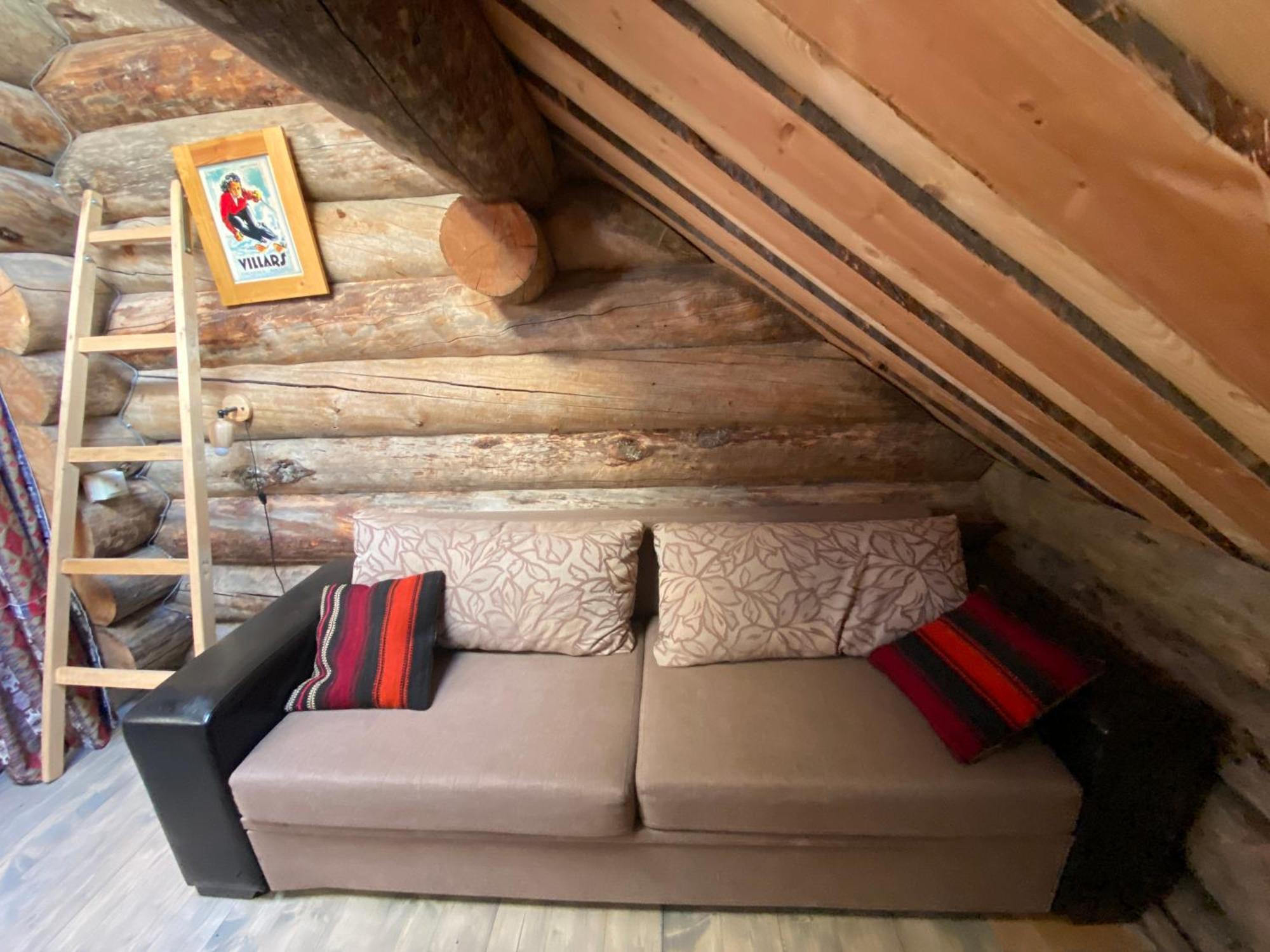 Mountain Cricket Chalets And Apartments Gudauri Oda fotoğraf